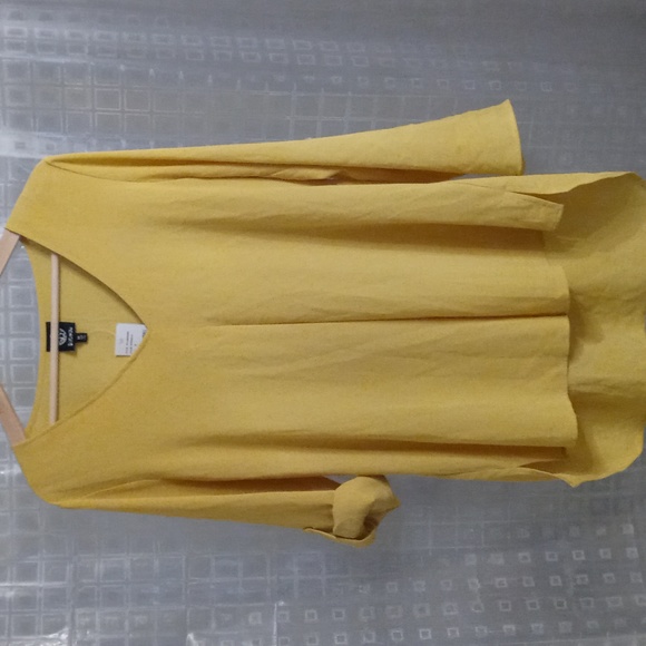 bobeau Tops - Oversized Women's Yellow High/Low Blouse